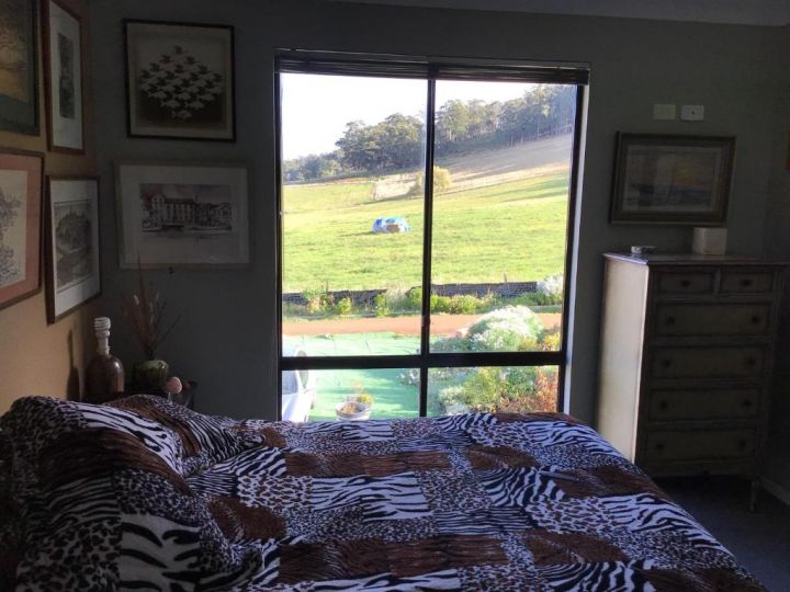Art House Bed and breakfast, Huonville - imaginea 4