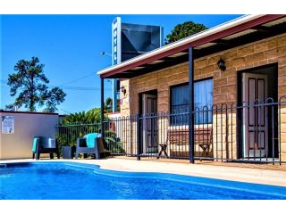 Ascot Lodge Motor Inn Hotel, Kingaroy - 3