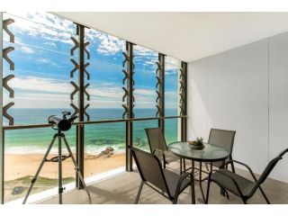 Astra Apartments Newcastle Beach Apartment, Newcastle - 1