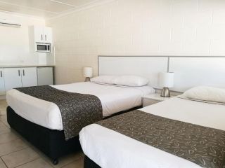 Augathella Motel & Caravan Park Hotel, Queensland - 2