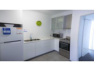 Aussie Resort Hotel, Gold Coast - 1