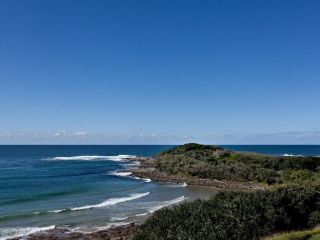 Avalon 2- uninterrupted views- almost on the beach! Apartment, Yamba - 4