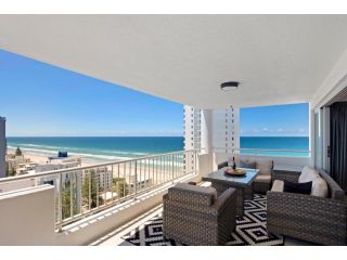 Awesome beach and river views 3 bedrooms adobe Apartment, Gold Coast - 2