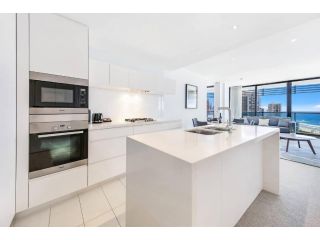 Oracle Broadbeach Apartment, Gold Coast - 3