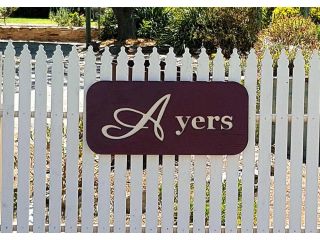 Ayers Burra - Historical 1851 Cottage Guest house, Burra - 4