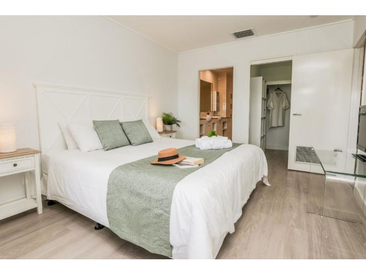 Azure Vista - 3 Bedroom Unit - Ocean Views Apartment, Agnes Water - imaginea 13