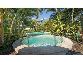 Azzure Resort Style 2 Bedroom Apartment Apartment, Gold Coast - 1