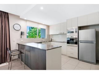 Azzure Resort Style 2 Bedroom Apartment Apartment, Gold Coast - 5