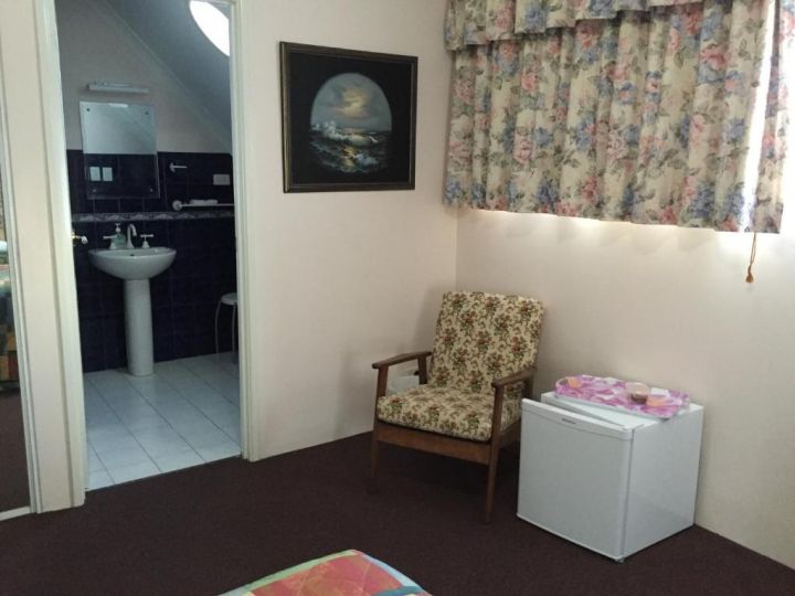 Aarn House B&B Airport Accommodation Bed and breakfast, Perth - imaginea 7