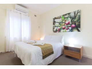 Broadway 5 Crawley Apartment Apartment, Perth - 1