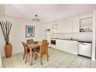 Baden 72 Rainbow Shores Walk To Beach, Resort Unit, Pools, Tennis Court Apartment, Rainbow Beach - 3