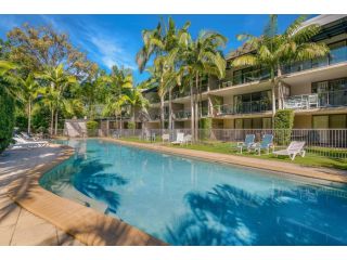 Baden 73 Rainbow Shores Pool Tennis Court Walk to Beach Apartment, Rainbow Beach - 4