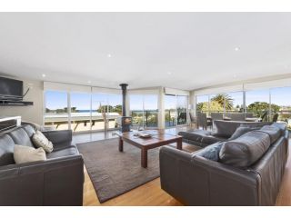 Balconies At The Butter Factory Guest house, Apollo Bay - 3