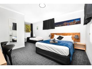 Bald Hills Motel Hotel, Queensland - 2