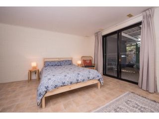 Banksia Guest house, Point Lookout - 4