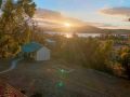 Banyula Cottage -Perfect place to sit back & relax Chalet, Tasmania - thumb 7