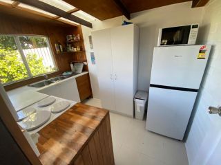 Bargara Beach Hideaway Pet Friendly accomodation Apartment, Bargara - 1