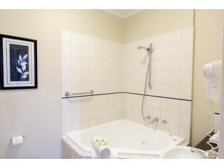Barkly Motorlodge Hotel, Ballarat - 4
