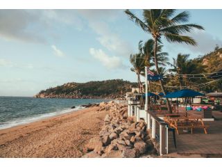 Nomads Magnetic Island - Base Hostel, Nelly Bay - 2