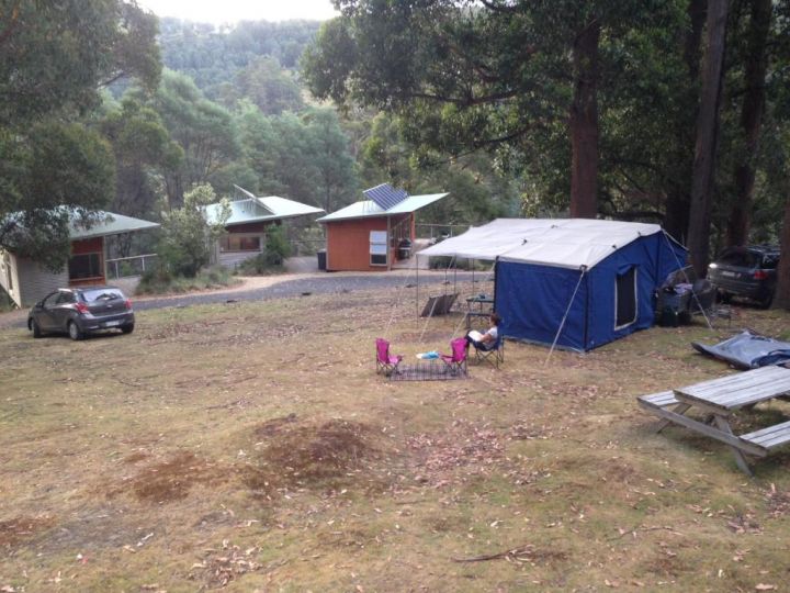 Base Camp Tasmania Campsite, New Norfolk - imaginea 13