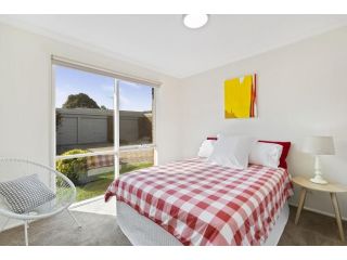 Bay Bright Apartment, Point Lonsdale - 1