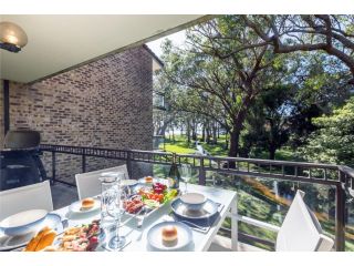 Bay Parklands 29 2 Gowrie Avenue views air conditioning WiFi Pool tennis court and spa Apartment, Nelson Bay - 1