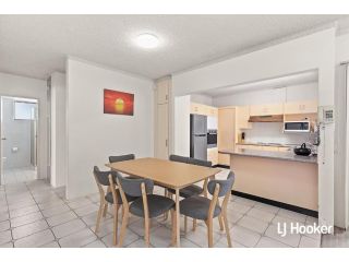 Bay Village - Apartment in the heart of Shoal Bay Apartment, Shoal Bay - 3