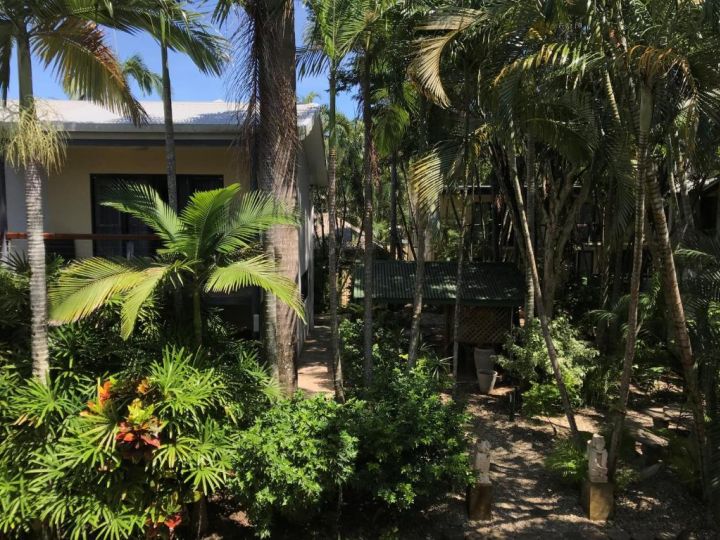 Bay Village Tropical Retreat & Apartments Aparthotel, Cairns - imaginea 11
