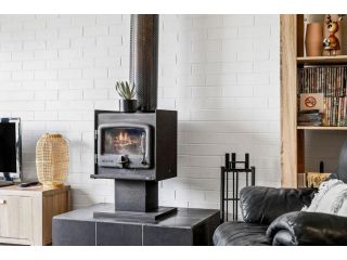 Bayview Number Four Apartment, Lorne - 1