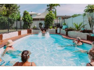 Beach & Bay Holiday Rental - Nelson Bay Guest house, Nelson Bay - 2