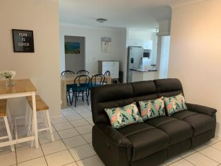 Beach bliss Apartment, Gold Coast - 1