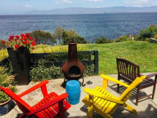 Beach buoy Guest house, Tasmania - 1