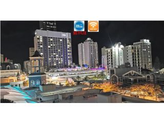 Ocean View Apartment in Centre of Paradise - Chevron Renaissance - Surfers Paradise Beach Beside Apartment, Gold Coast - 1