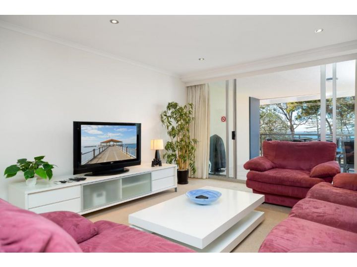 Beach House on Suttons Apartment, Redcliffe - imaginea 4