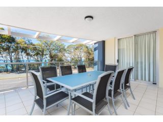 Beach House on Suttons Apartment, Redcliffe - 1