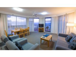 Beach House Seaside Resort Apartment, Gold Coast - 1