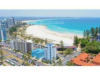 Single Fin at Greenmount Beach Lodge Unit 7 Apartment, Gold Coast - 1