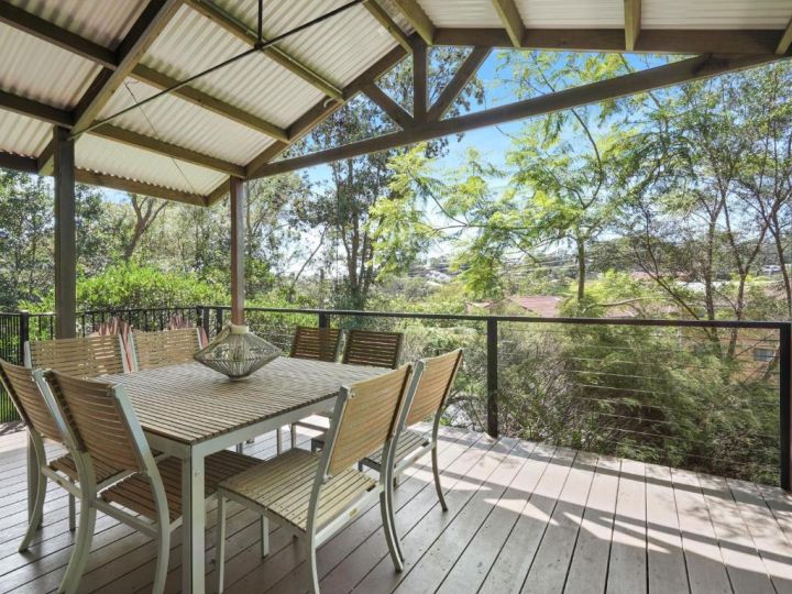 Charming Beach Home with Plenty of Outdoor Spaces Guest house, Avoca Beach - imaginea 12