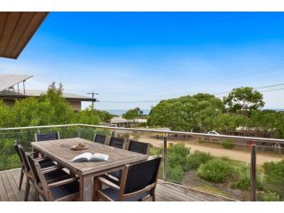 Beach Road Luxury with Ocean Views Guest house, Aireys Inlet - 3