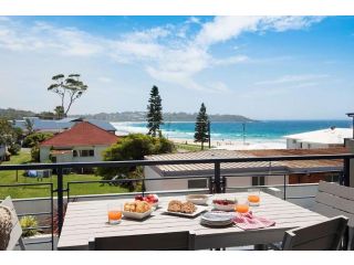 Beachfront 7 Apartment, Mollymook - 4