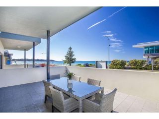 Beachfront Apartment Unit 2 Apartment, Mollymook - 1