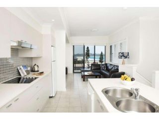 Beachfront 8 Apartment, Mollymook - 1