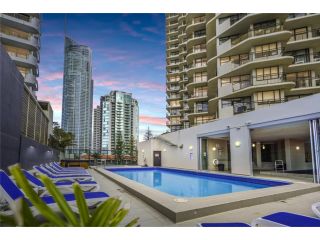 Surfers Paradise Beach Beside - City View Apartment in Centre of Paradise - Beach Home Apartment, Gold Coast - 4