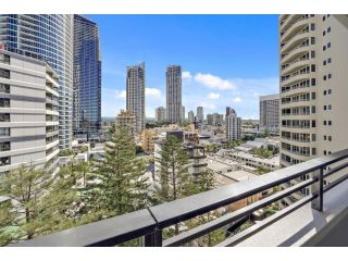 Beachfront Luxury in Soul Surfers Paradise 9th Apartment, Gold Coast - 1