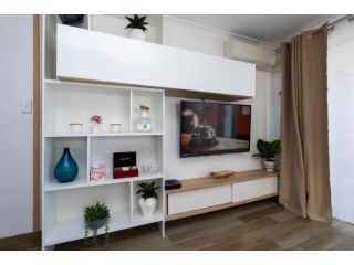 Manly Beachfront Apartment Apartment, Sydney - 5