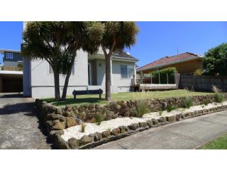 BEACHPOINT COTTAGE Guest house, Warrnambool - 4