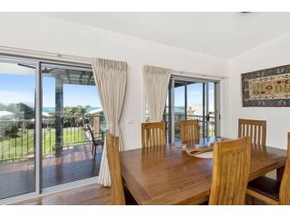 Beachside Bliss with Secure yard l Pet Friendly Guest house, Apollo Bay - 4
