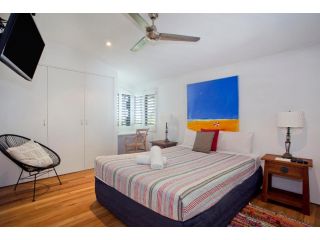 Beachside, family, pet-friendly in Sunshine Beach Guest house, Sunshine Beach - 5