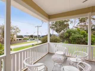 BEACHSIDE GETAWAY - DROMANA Guest house, Dromana - 1