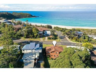 Beachside Getaway Guest house, Mollymook - 2